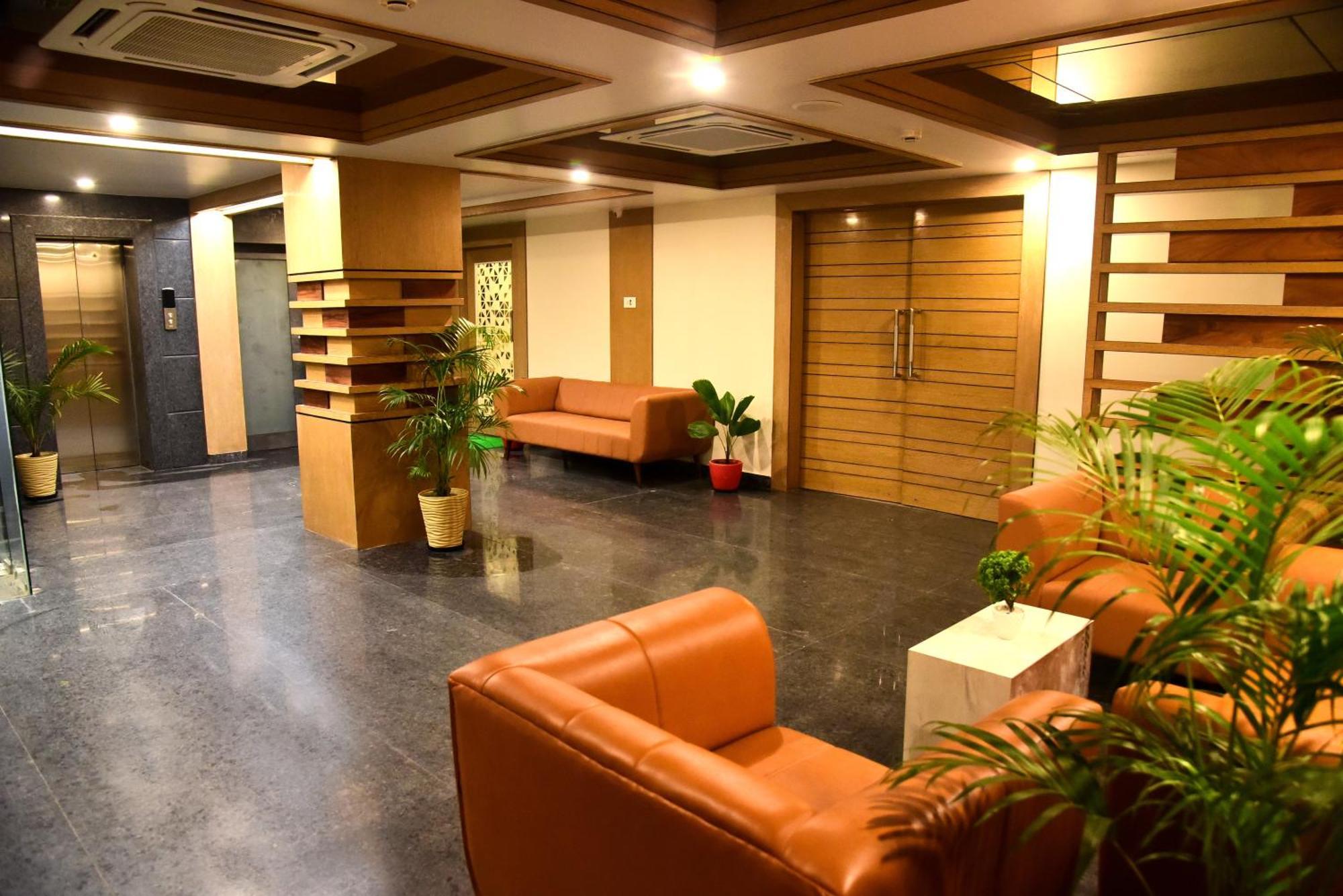 Hotel Rishiraj, Nagaon Nagaon  Exteriér fotografie